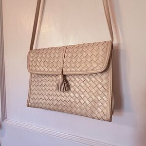 Vintage Cream Woven Shoulder Bag